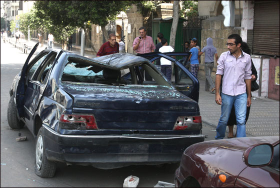 بالصور.. تشييع جثامين  ضحايا أحداث ماسبيرو في القاهرة  صورة رقم 12