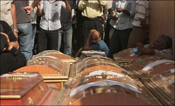 بالصور.. تشييع جثامين  ضحايا أحداث ماسبيرو في القاهرة  صورة رقم 27