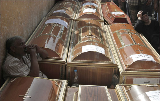 بالصور.. تشييع جثامين  ضحايا أحداث ماسبيرو في القاهرة  صورة رقم 18