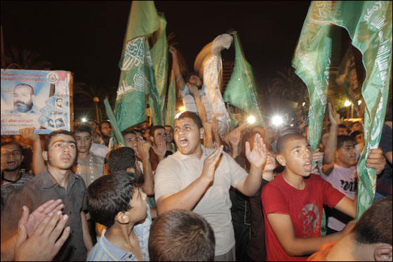 ماذا تقول الصحف الالمانية حول صفقة تبادل الاسرى؟!  صورة رقم 16