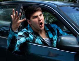 العزاب وصغار السن هم الأكثر عنفا وتهورا في قيادة السيارات!! صورة رقم 1