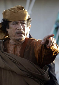 قائد ليبي: العقيد الهارب معمر القذافي ما زال موجودا في سرت!! صورة رقم 1