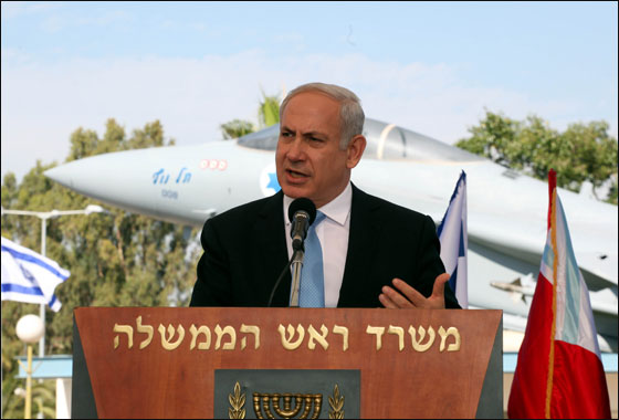 اسرى فلسطين يتنفسون الحرية والجندي شاليط يعود الى بيته  صورة رقم 7