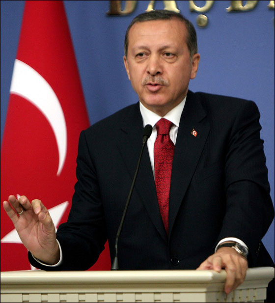 مسلحون اكراد يقتلون 25 جنديا تركيا واردوغان يتوعد برد مؤلم! صورة رقم 5