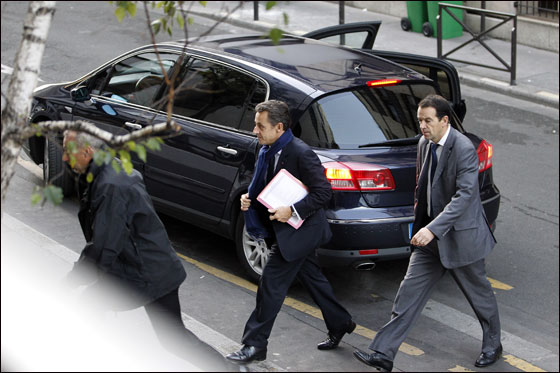 بابا ساركوزي.. كارلا بروني ترزق بمولودة ولم تعلن عن اسمها!  صورة رقم 5