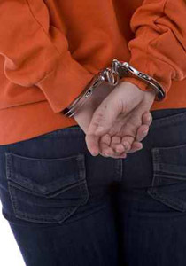 جمعت بين زوجين في آن واحد.. فسجنت! صورة رقم 1