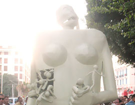 تمثال لإمرأة منزوعة في تونس يثير الغضب! صورة رقم 1