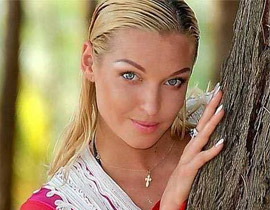 مقتل القذافي سبب حزنا عميقا لممرضته الاوكرانية!! صورة رقم 1