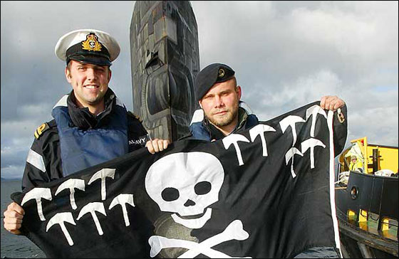 غواصة نووية بريطانية سلاح خفي اسقط نظام القذافي!!  صورة رقم 3