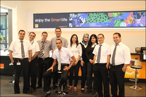 orange تفتتح مركز خدمة وبيع عصري ذا معايير عالمية في مدينة أم الفحم! صورة رقم 4