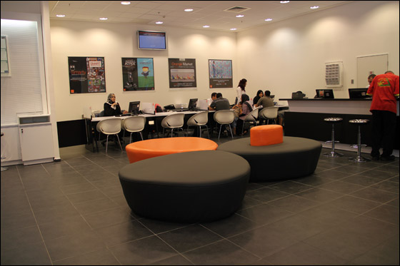 orange تفتتح مركز خدمة وبيع عصري ذا معايير عالمية في مدينة أم الفحم! صورة رقم 6