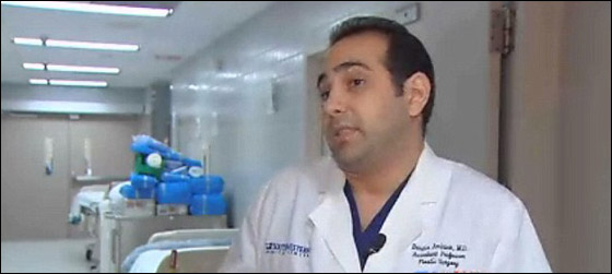 دموع أمريكي دفعت الطبيب لإعادة وصل ذراعه المقطوعة!!  صورة رقم 7