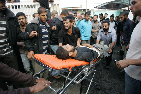 سقوط 10 قتلى بغزة نتيجة لغارات جوية شنتها المقاتلات الإسرائيلية!  صورة رقم 11