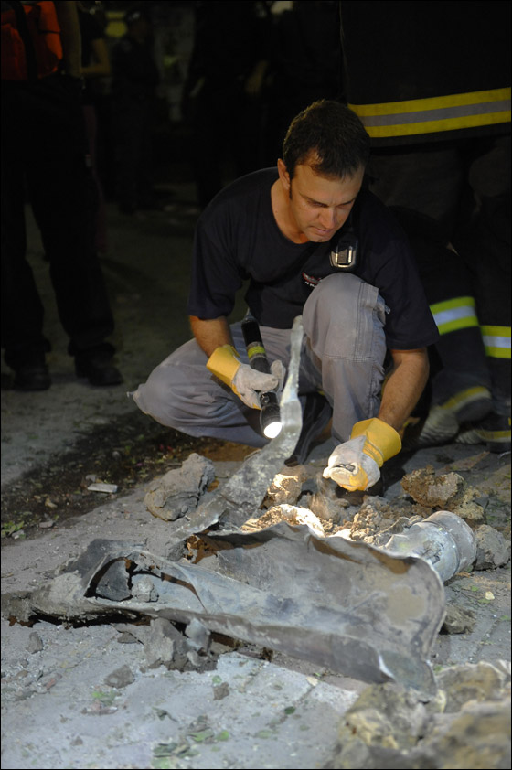 سقوط 10 قتلى بغزة نتيجة لغارات جوية شنتها المقاتلات الإسرائيلية!  صورة رقم 12