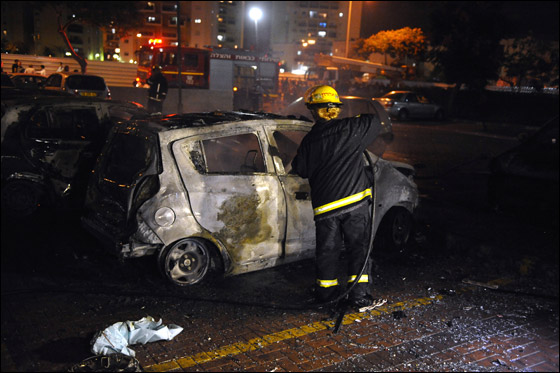 سقوط 10 قتلى بغزة نتيجة لغارات جوية شنتها المقاتلات الإسرائيلية!  صورة رقم 17