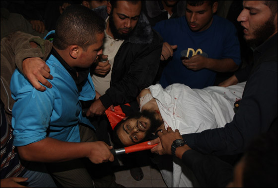 سقوط 10 قتلى بغزة نتيجة لغارات جوية شنتها المقاتلات الإسرائيلية!  صورة رقم 14