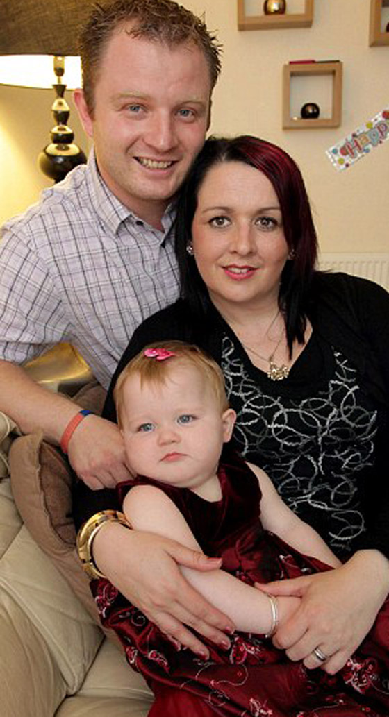 ابلغها الأطباء ان طفلتها توفيت بداخلها وتبين لاحقا انها حية  صورة رقم 2