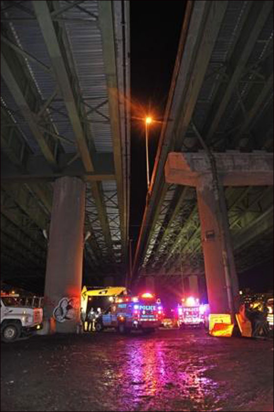 أمريكية نجت من حادث طرق فقتلت دهسًا!!  صورة رقم 2