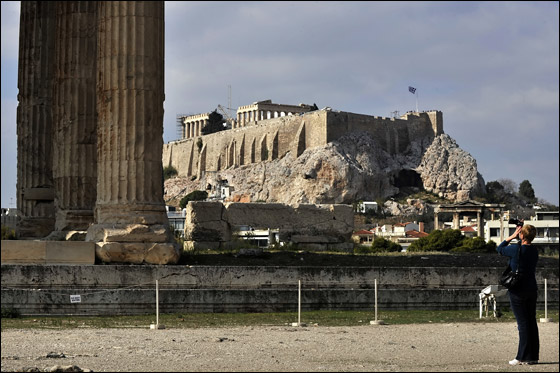 قمة العشرين تقدم اليونان أضحية على مذبح اليورو!  صورة رقم 9