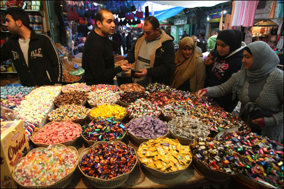 أكثر من ثلاثة ملايين حاج يقفون على عرفات اليوم  صورة رقم 37