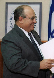 داغان: قتلت 290 فلسطينيا من 300 واهوى قطع الرؤوس!! صورة رقم 1