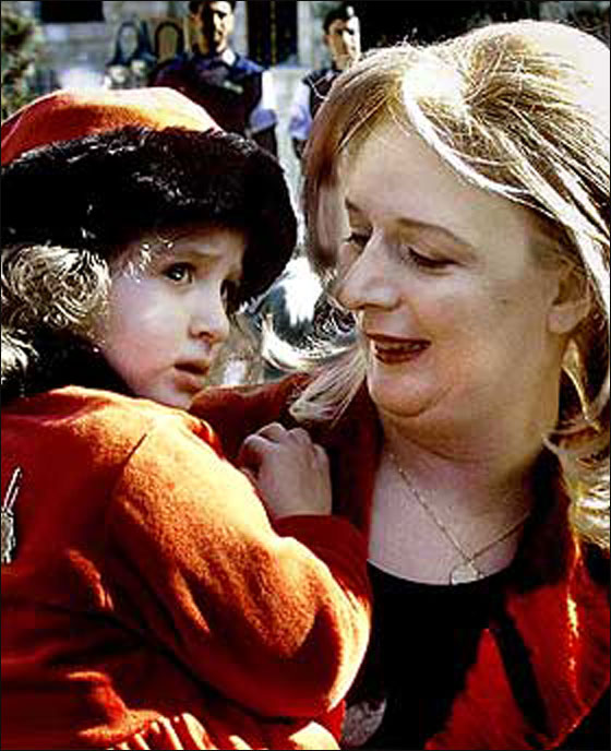 سهى عرفات: لم اعتبر نفسي يوما السيدة الاولى وظلمت كثيرا!  صورة رقم 11