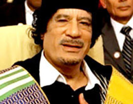 مجموعة من الطيور تحلق فوق قبر القذافي وتفضح مكان دفنه! صورة رقم 1