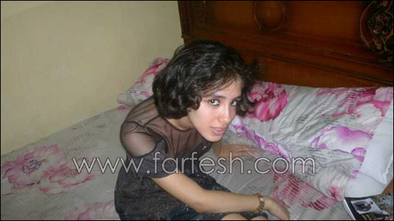 الفرق بين مصرية نشرت صورها الغير محتشمه واخرى كشفت عن عذريتها! صورة رقم 62