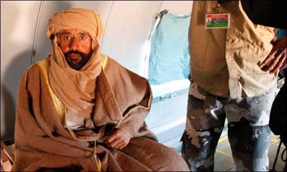 استئجار دليل بدوي لالقاء القبض على سيف الاسلام القذافي!  صورة رقم 4