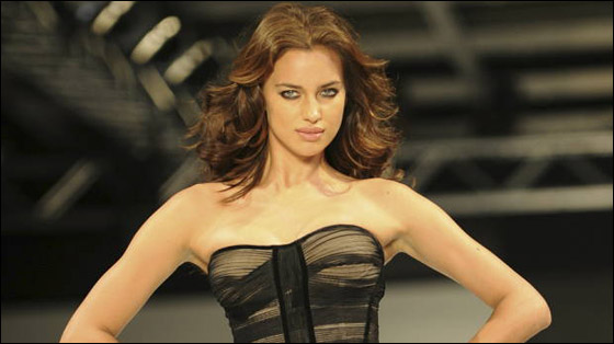 بالصور.. زوجات نجوم كرة القدم الاكثر اثارة في العالم!  صورة رقم 9