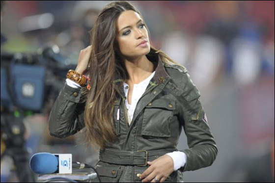 بالصور.. زوجات نجوم كرة القدم الاكثر اثارة في العالم!  صورة رقم 3