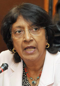 13 قتيل في سوريا وبيلاي تحذر من حرب اهلية شاملة! صورة رقم 1