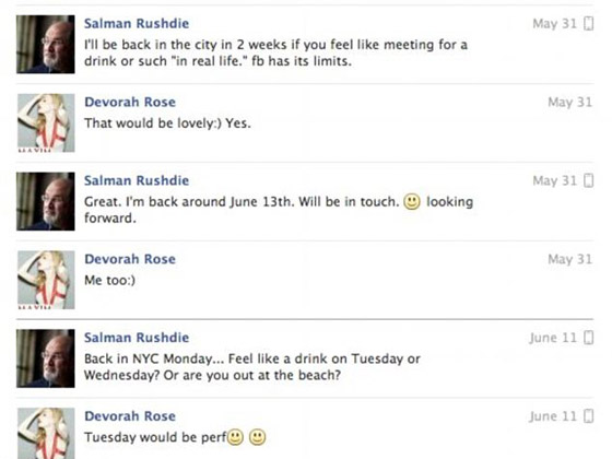 شابة تصف مؤلف 