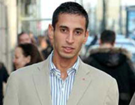 فرنسي انتحل شخصية سعودي وعاش بجزيرة وانفق 42 الف دولار صورة رقم 1