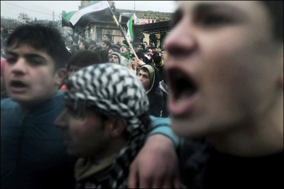 القوات السورية تمنح حمص مهلة 72 ساعة لانهاء الاحتجاجات!  صورة رقم 3