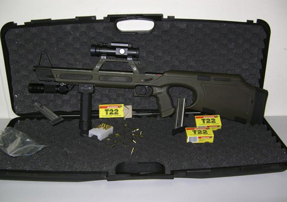 امرأة بلجيكية تشهد موت طفلها بين يديها في نهار تسوق!  صورة رقم 2