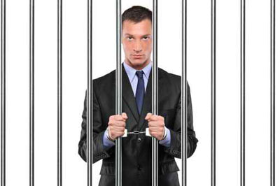 اعتقال شرطي يوناني لادعائه ان له 19 طفلا!! صورة رقم 1