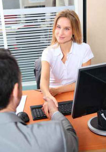 محاكمة اسباني اقترض نصف مليون يورو وتبرع بها للفقراء!! صورة رقم 1