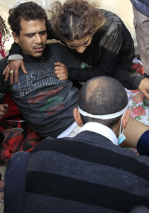 امتداد المظاهرات في مصر اسفر عن مقتل شخصين و222 جريح!  صورة رقم 1