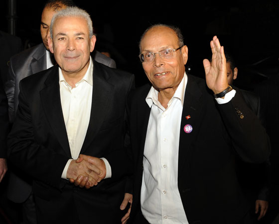 غليون: مواقف دمشق بعد توقيع البروتوكول تغطية لهزيمتها النكراء صورة رقم 3 غليون: مواقف دمشق بعد توقيع البروتوكول تغطية لهزيمتها النكراء صورة رقم 3