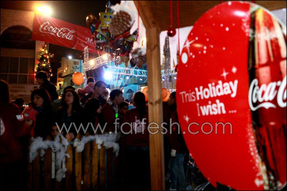 كوكا كولا تحتفل بعيد الميلاد ضمن احتفالات الـ   Christmas Market   صورة رقم 11