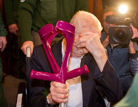 مارس النوع مع ابنته 34 عاما وحكم عليه بالسجن 3 سنوات! صورة رقم 1