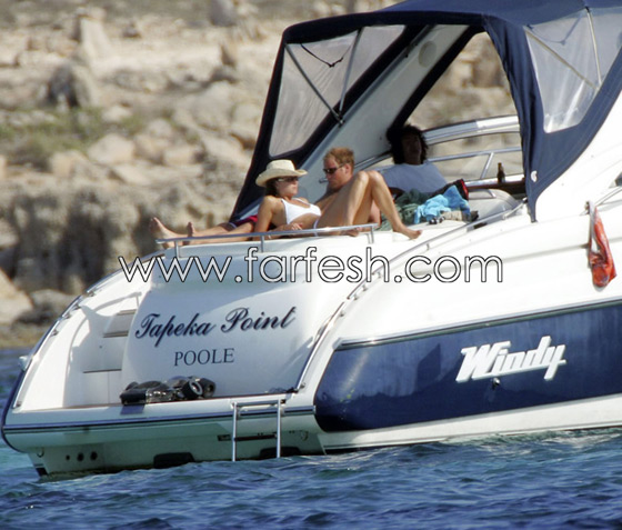 بيبا ميدلتون تبتعد عن الطابع الملكي وتظهر منزوعة الصدر!  صورة رقم 9