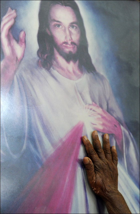 العالم يحتفل بالميلاد المجيد.. وصور تعكس اجواء العيد  صورة رقم 7