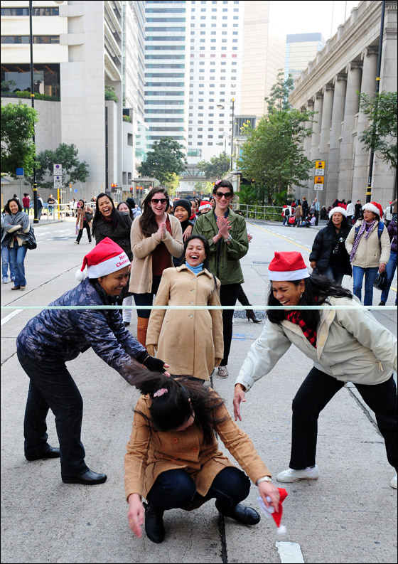 العالم يحتفل بالميلاد المجيد.. وصور تعكس اجواء العيد  صورة رقم 18