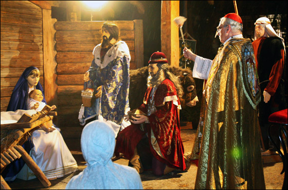 العالم يحتفل بالميلاد المجيد.. وصور تعكس اجواء العيد  صورة رقم 67