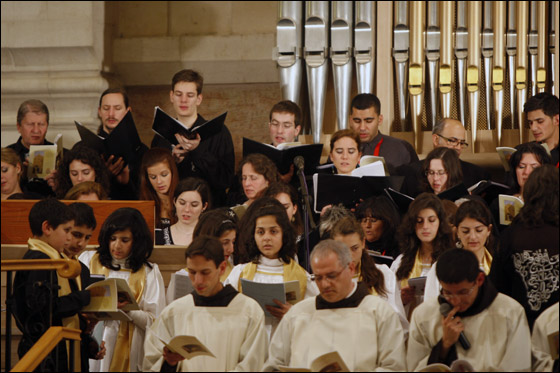 العالم يحتفل بالميلاد المجيد.. وصور تعكس اجواء العيد  صورة رقم 51