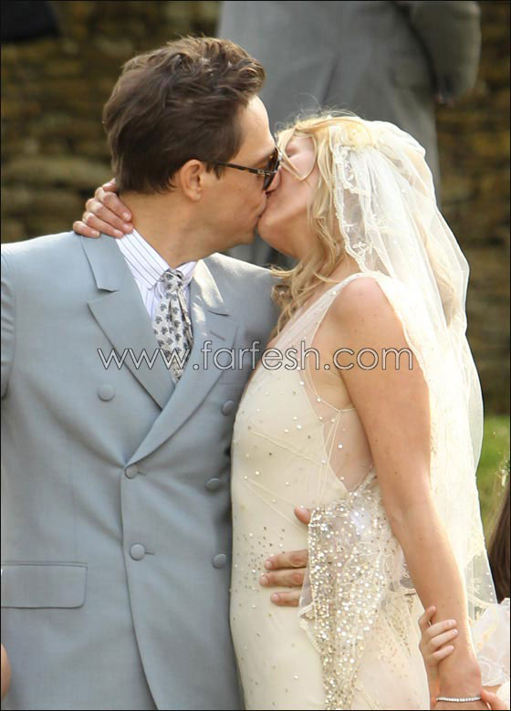 اليكم اهم زيجات وخطوبات نجوم الغرب لعام 2011! صورة رقم 4 اليكم اهم زيجات وخطوبات نجوم الغرب لعام 2011! صورة رقم 4