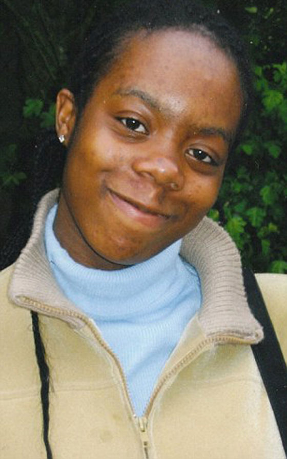 جلست ترعى اطفال شقيقتها فوجدت في الصباح مقتولة!  صورة رقم 3