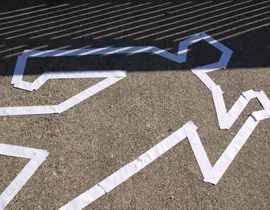 حاولت الانتحار فسقطت على شرطي وبقيت على قيد الحياة! صورة رقم 1